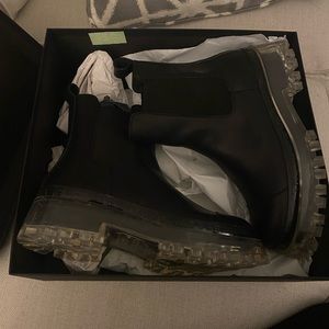 Marc Jacobs “The step forward boot”